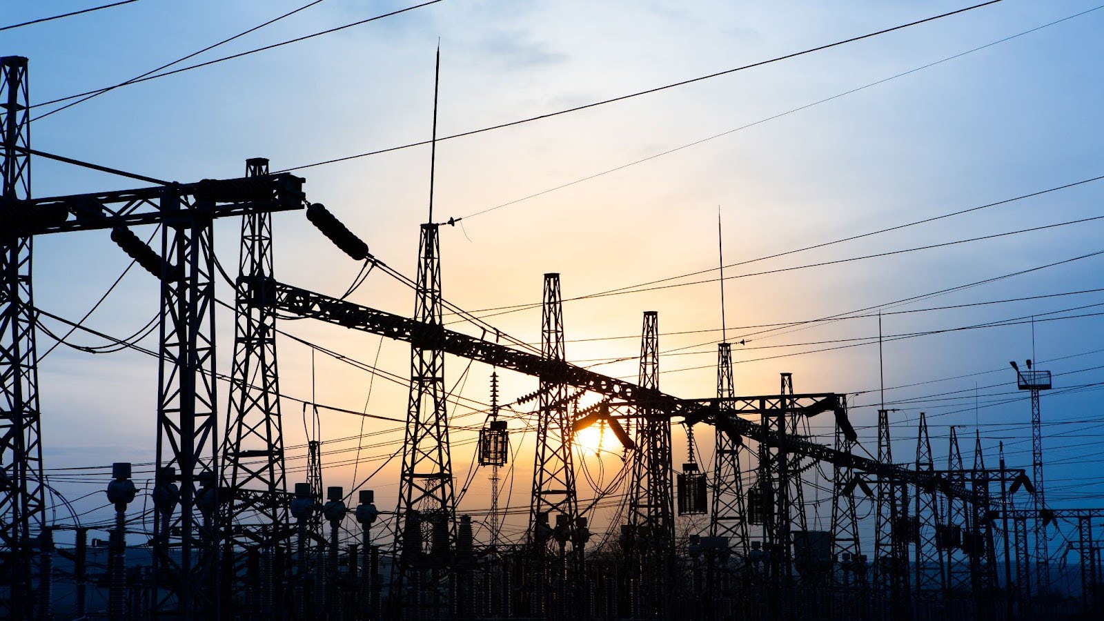 Read more about the article Michigan’s Shaky Shift to Alternative Energy Sources